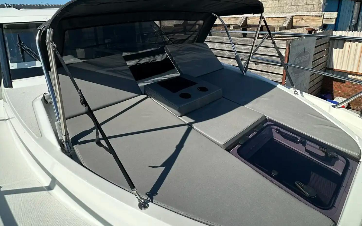 2026 Beneteau Antares 11 Coupe en venta (photo 32)