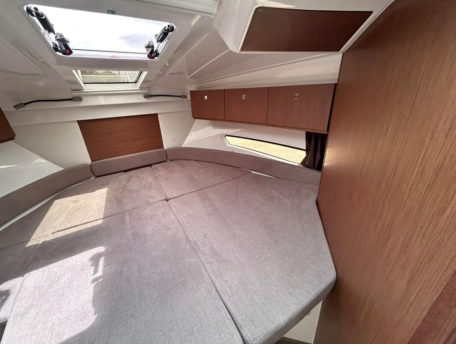 2024 Beneteau Antares 9 en venta (photo 22)