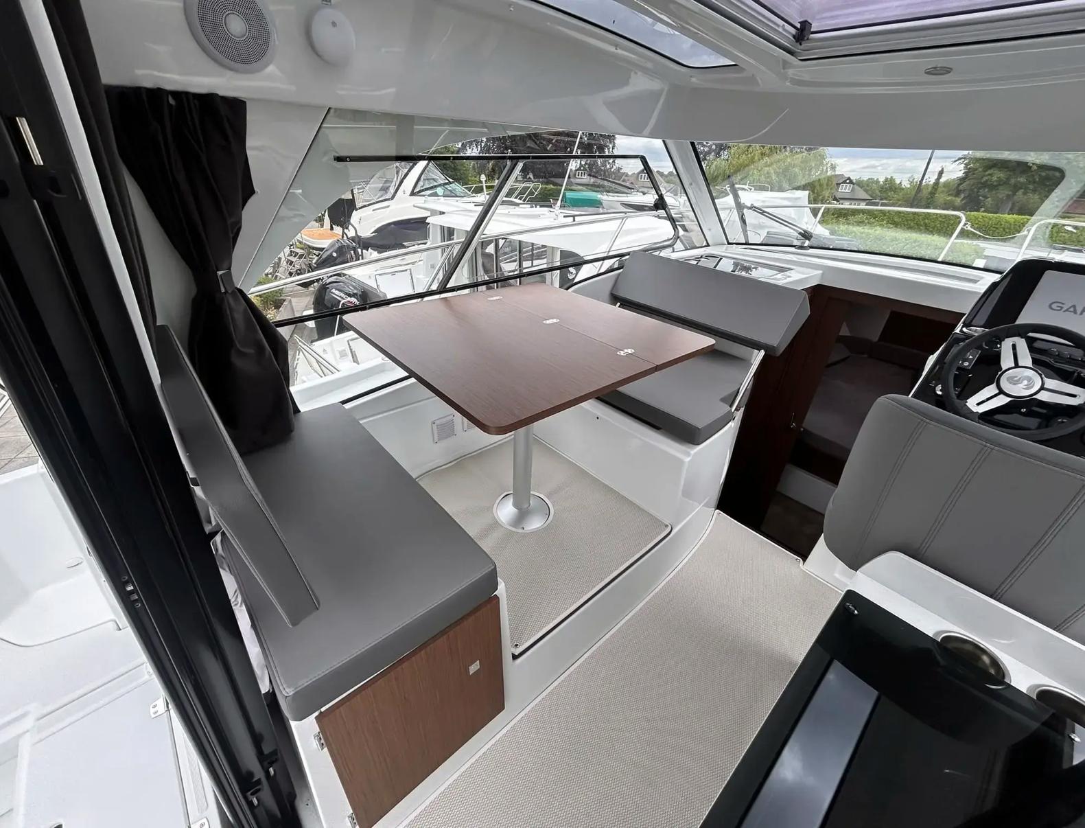 2024 Beneteau Antares 9 en venta (photo 32)