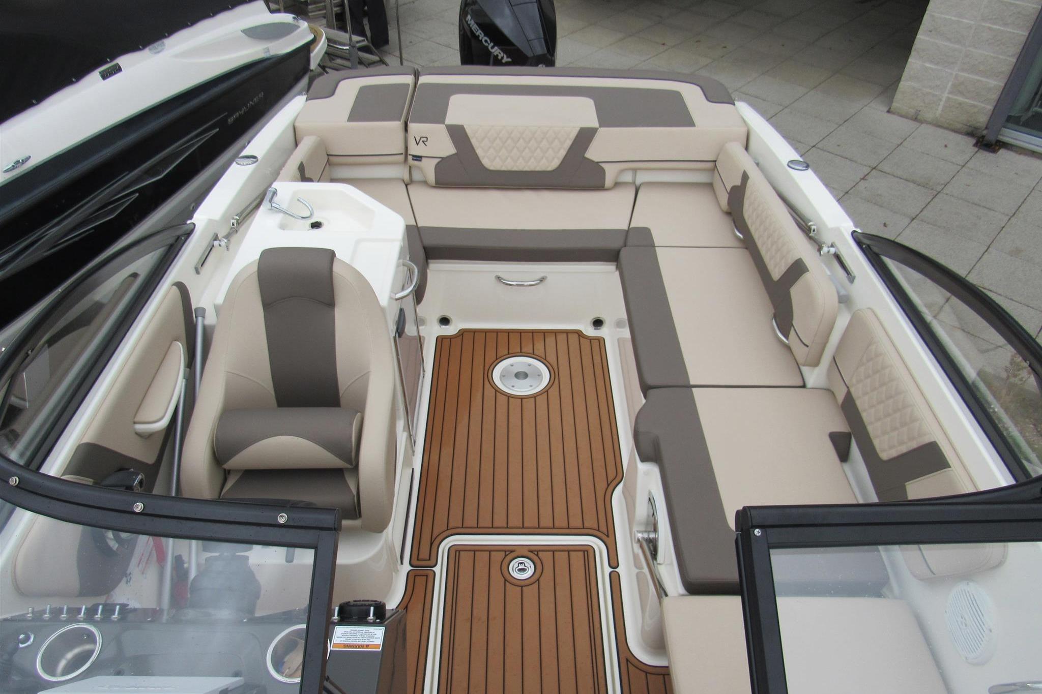 2023 Bayliner VR6 Cuddy for sale (photo 15)