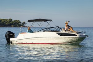 Bayliner VR6 Cuddy