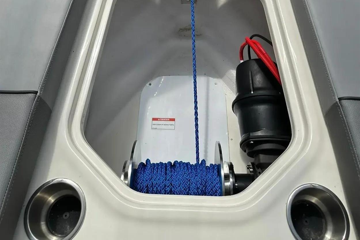 2023 Bayliner VR5 for sale (photo 22)