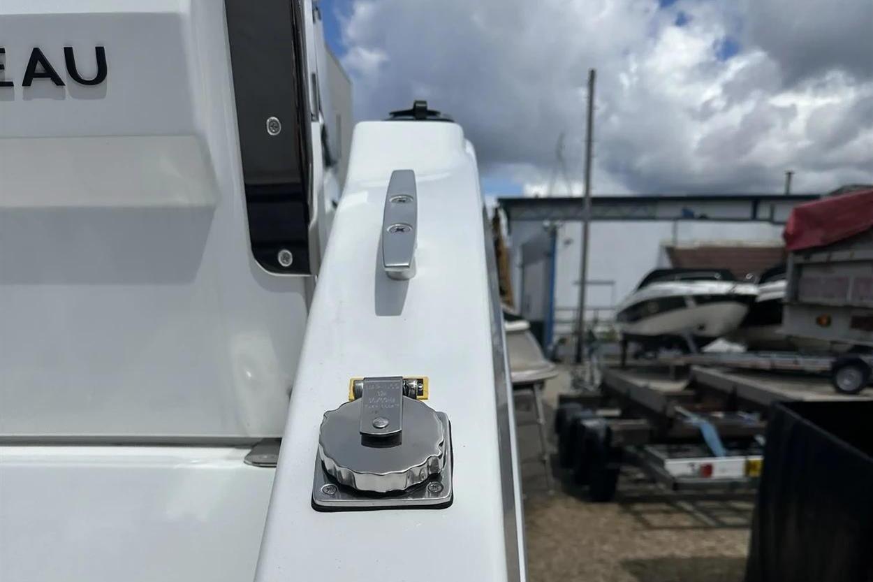 2023 Beneteau Flyer 7 Spacedeck zu verkaufen (photo 16)
