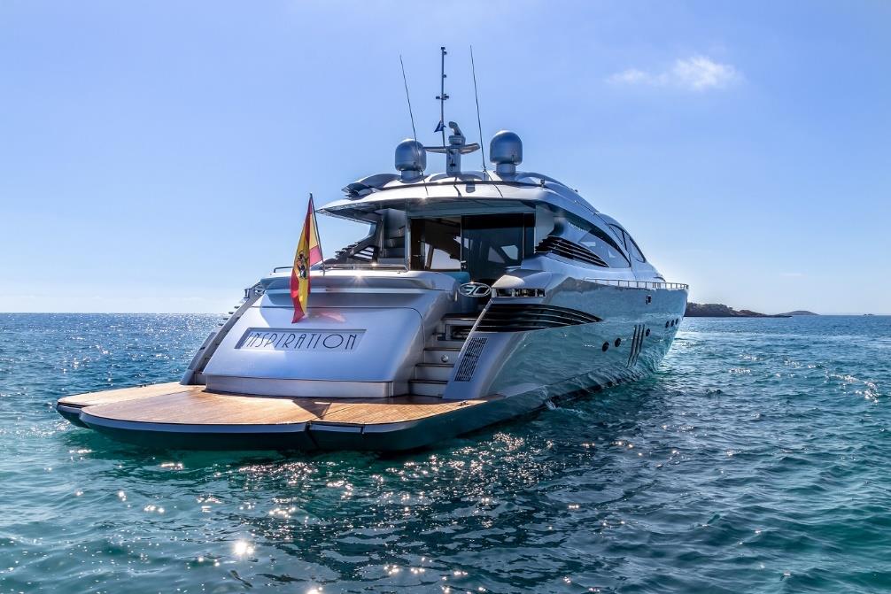 2018 Pershing 90 a noleggio (photo 6)