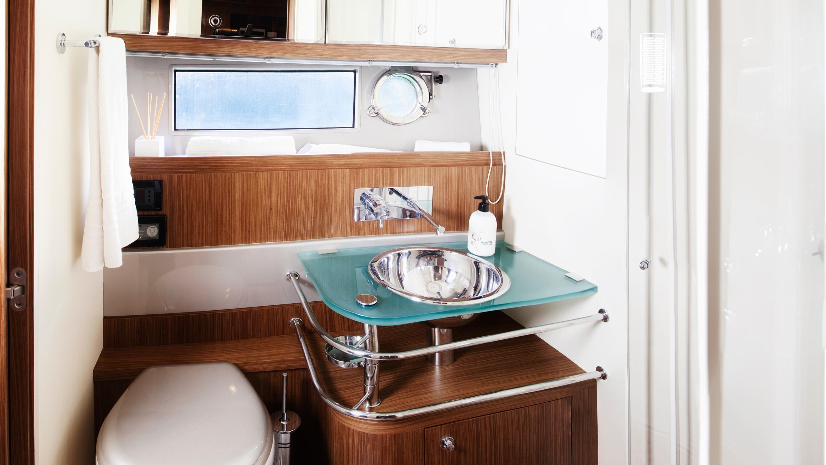 2014 RIVA RIVALE 52 zu chartern (photo 6)