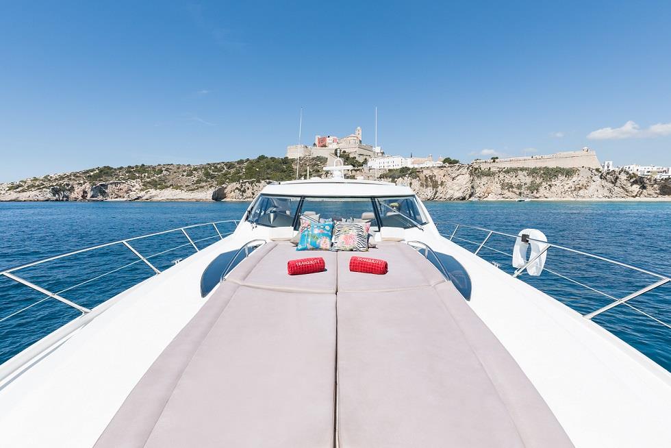 2005 Sunseeker Predator 68 te huur (photo 4)