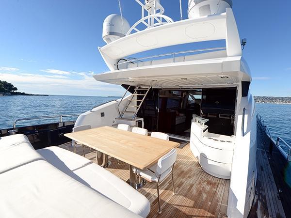 2023 Sunseeker Predator 84 zu chartern (photo 6)