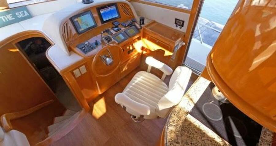 2004 McKinna Pilothouse na sprzedaż (photo 13)