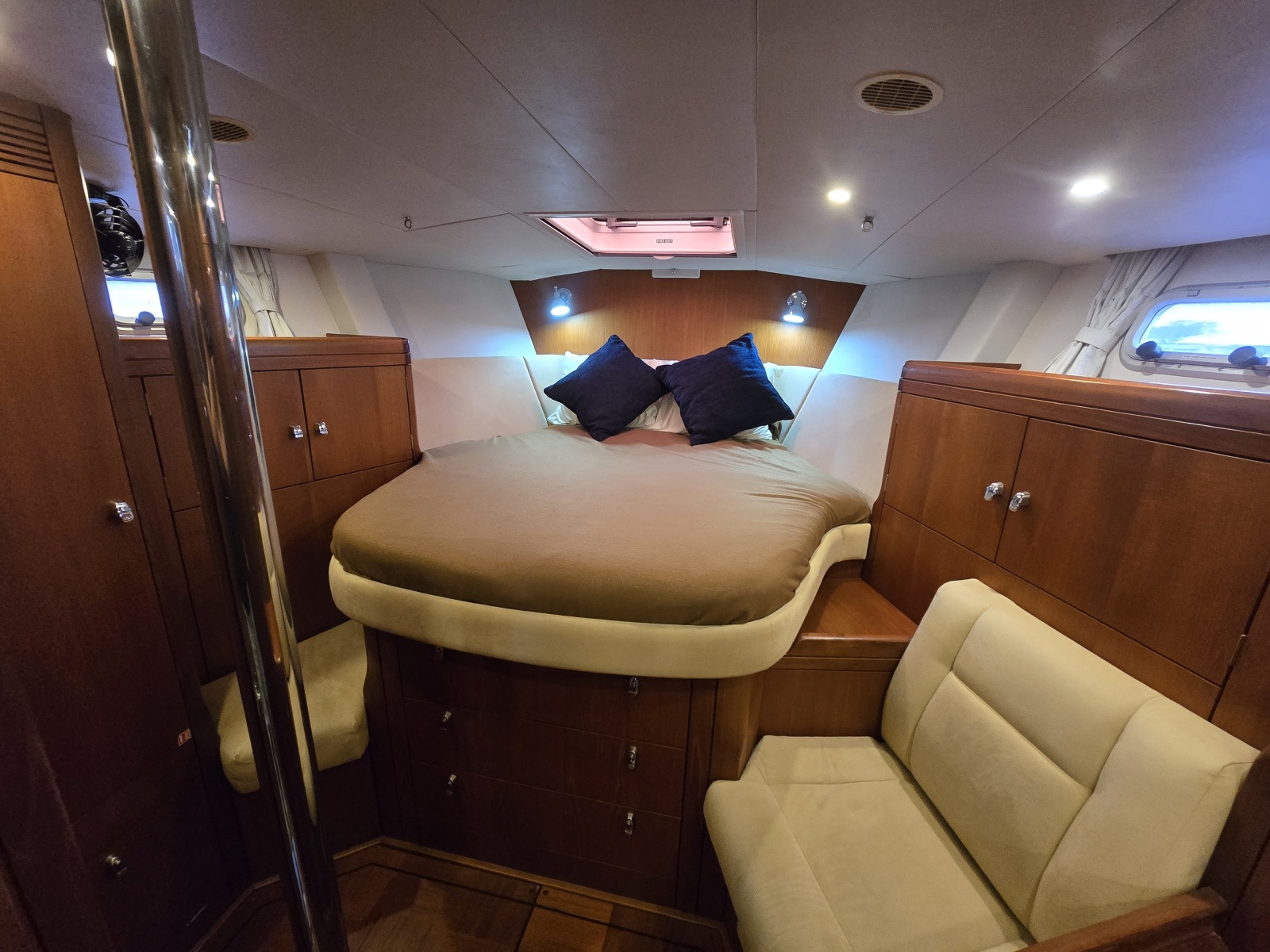 2005 Oyster 56 en venta (photo 17)