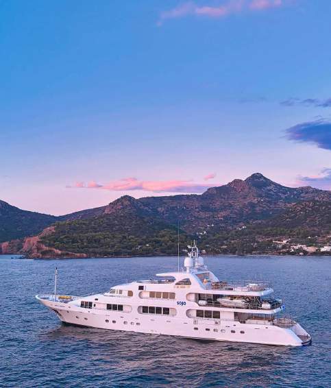 1984 Benetti SOJO à louer (photo 2)