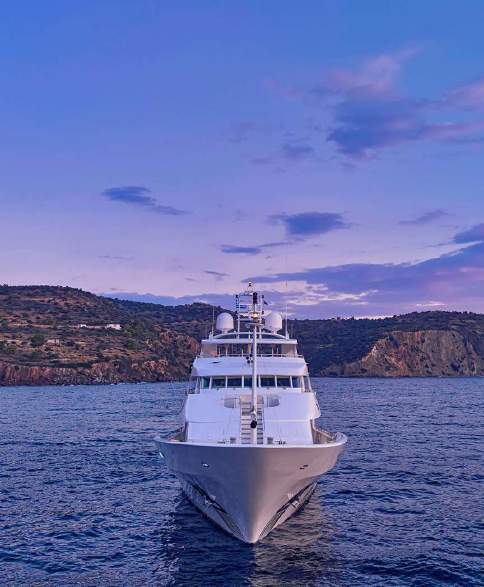 1984 Benetti SOJO à louer (photo 4)