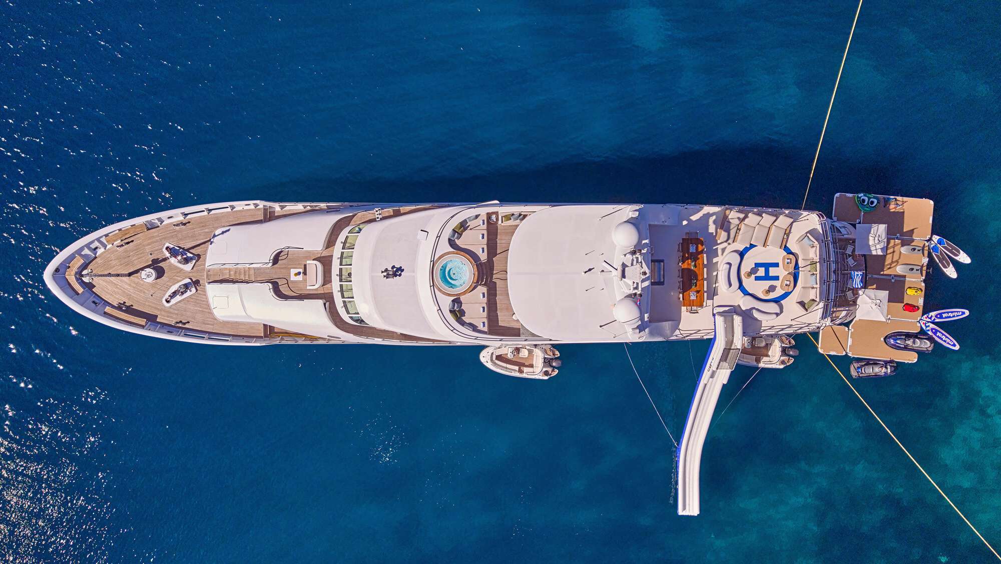 1984 Benetti SOJO à louer (photo 5)