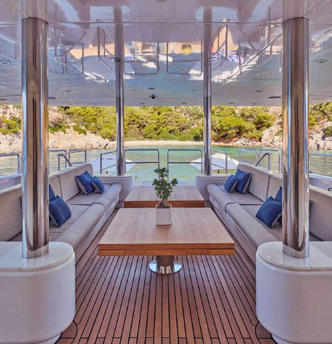 1984 Benetti SOJO à louer (photo 11)