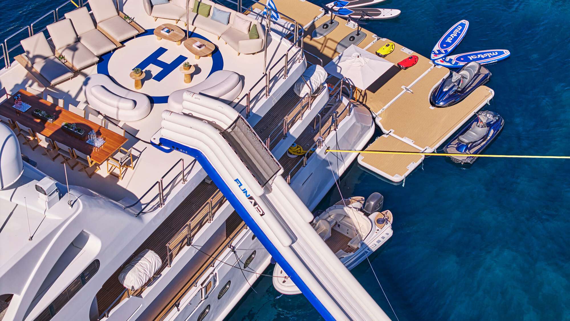 1984 Benetti SOJO à louer (photo 46)