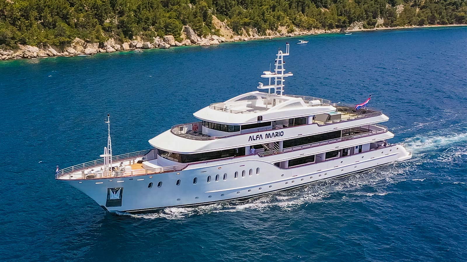 2019 Custom Built Alfa Mario for charter (photo 1)