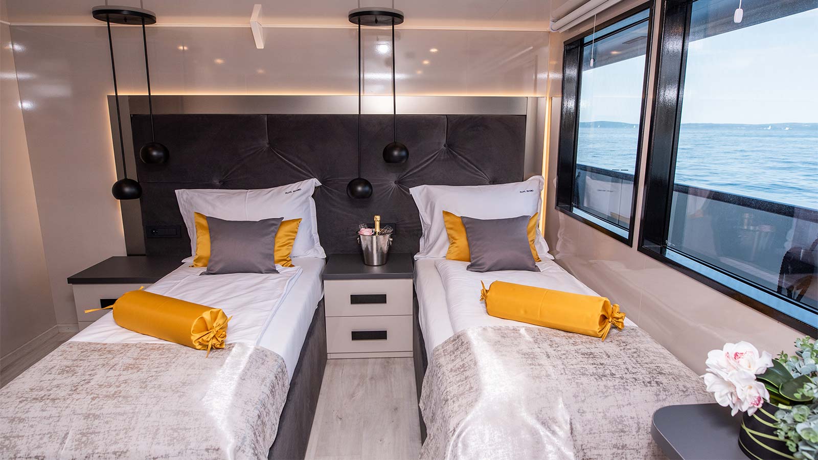 2019 Custom Built Alfa Mario for charter (photo 10)