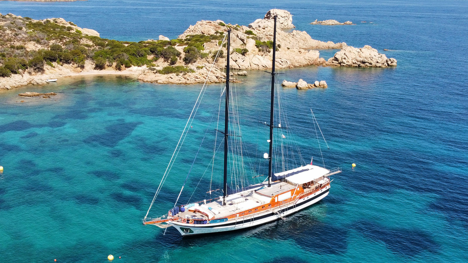 2006 Custom Built Elianora zu chartern (photo 1)