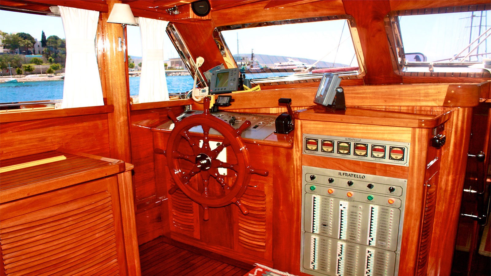 2002 Custom Built IL Fratello en alquiler (photo 4)