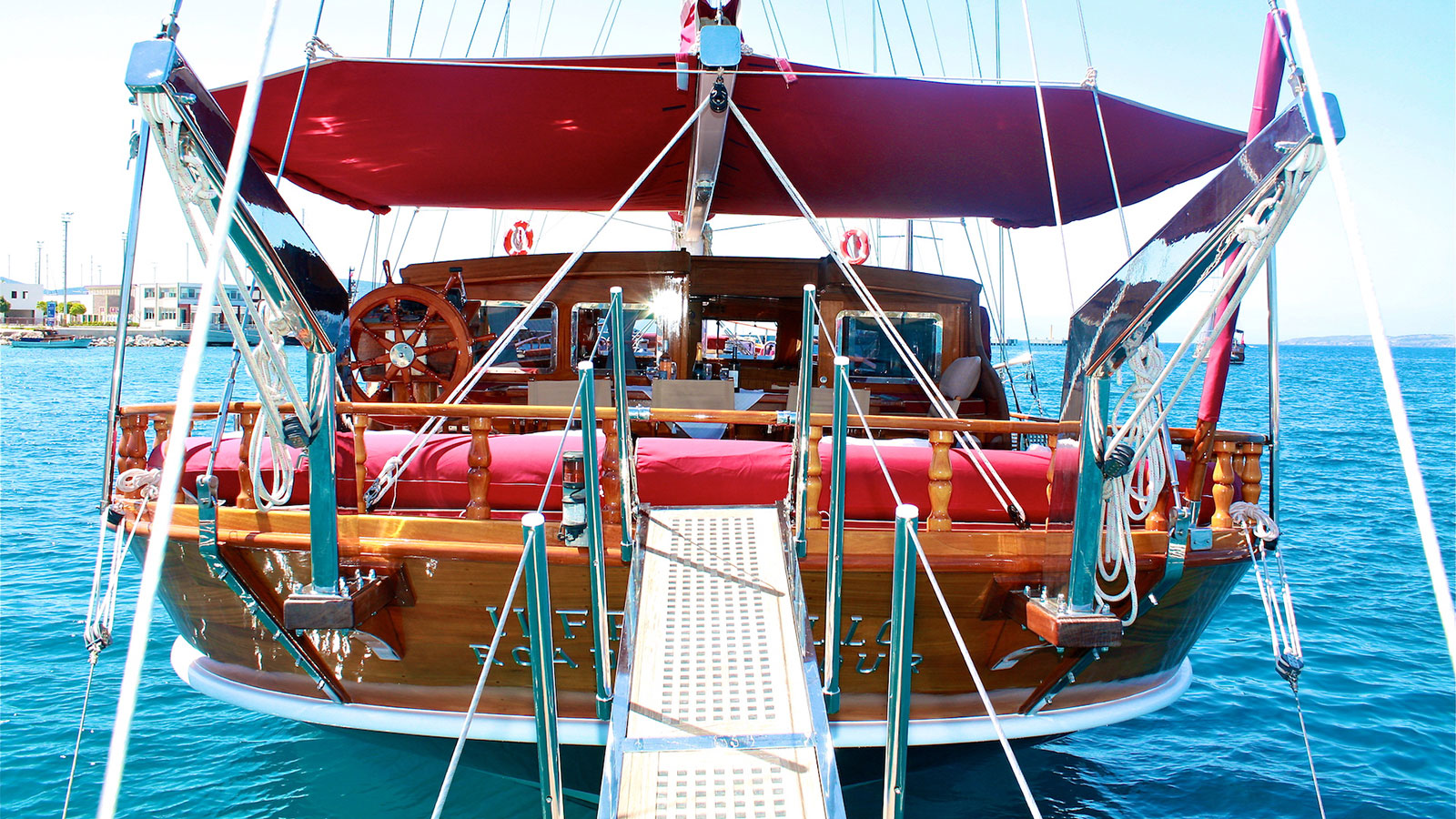 2002 Custom Built IL Fratello en alquiler (photo 17)