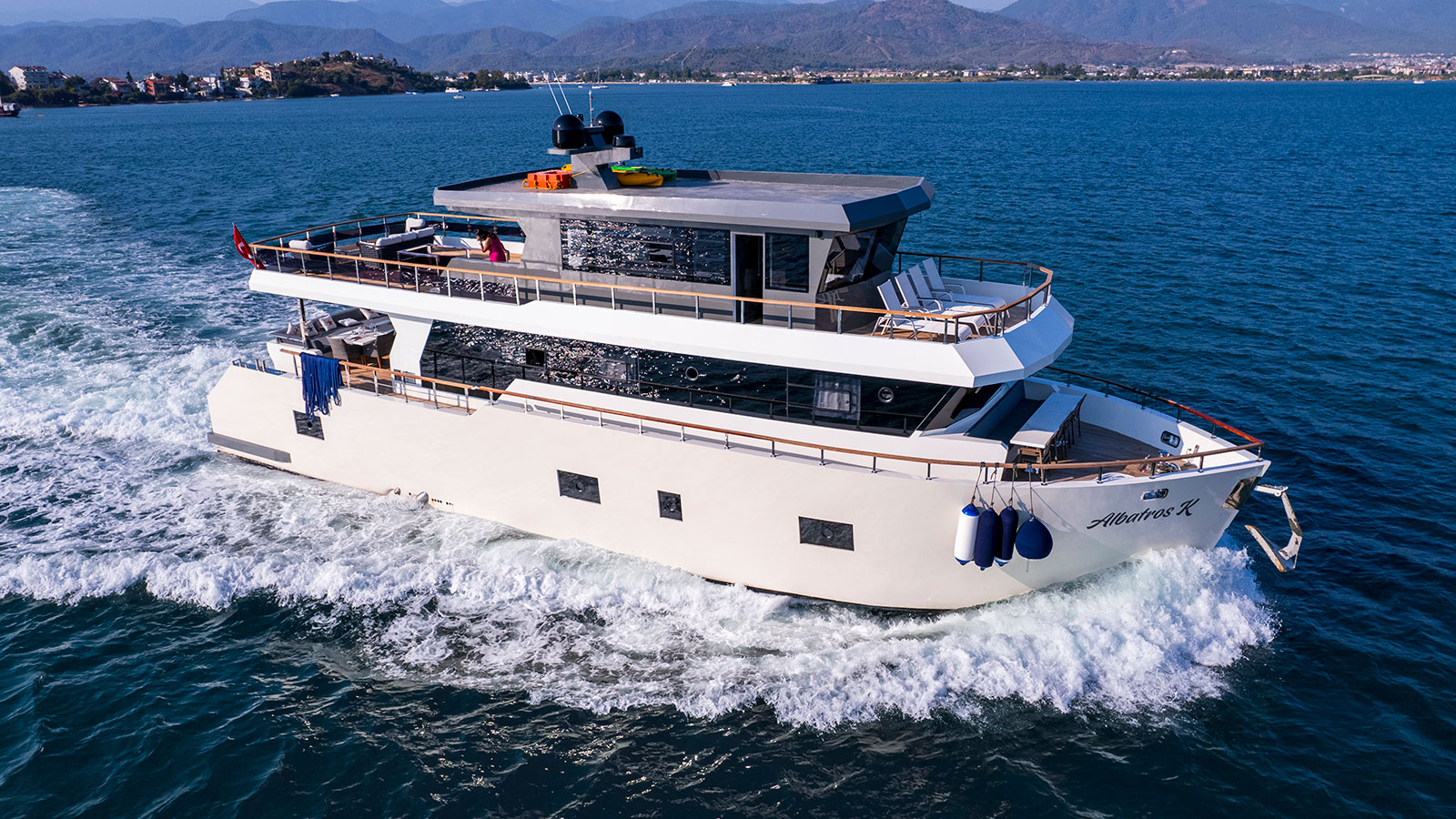 2023 Custom Built Albatros Explorer na czarter (photo 1)