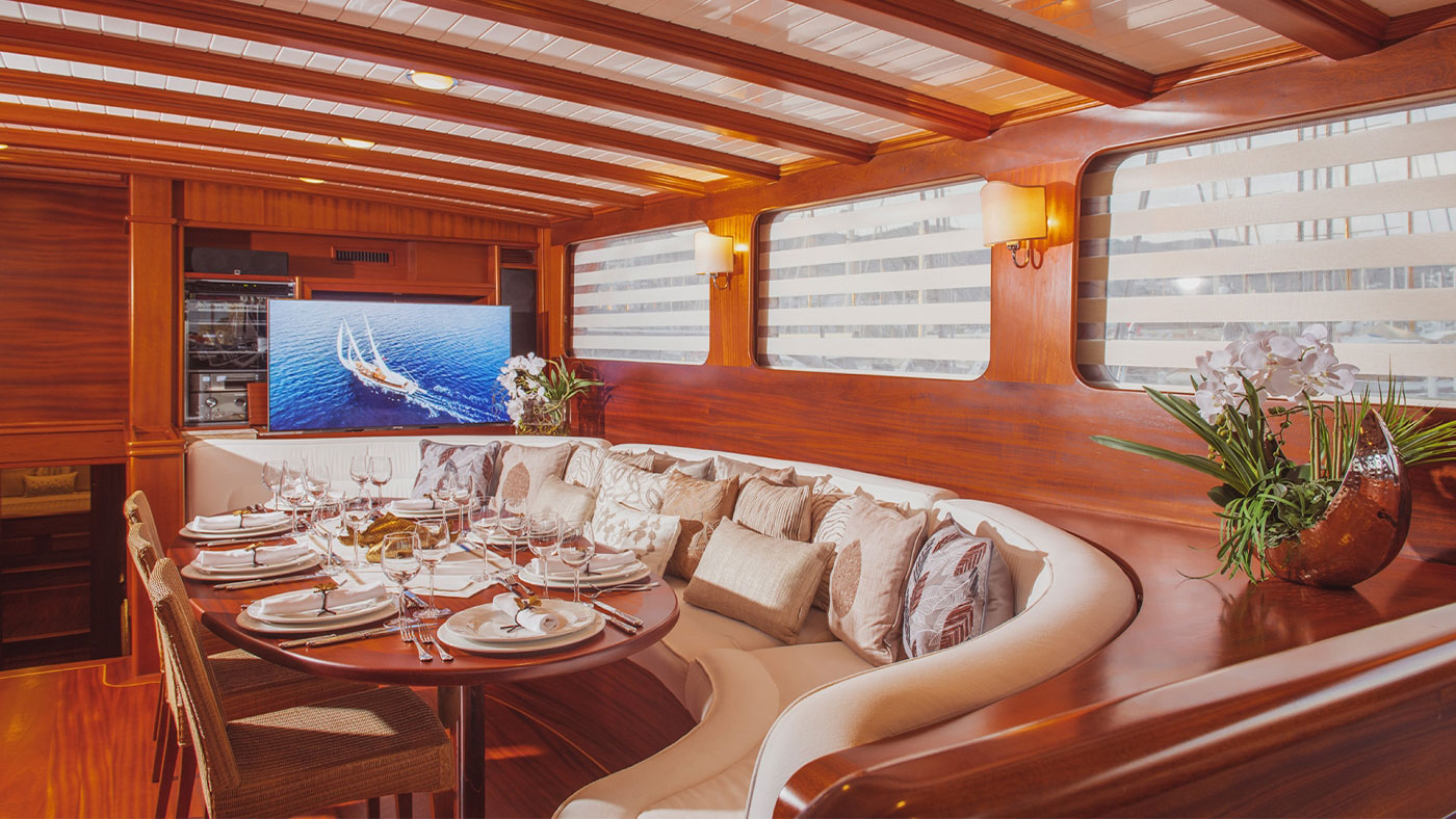 2006 Valena Yachting Hic Salta zu chartern (photo 2)