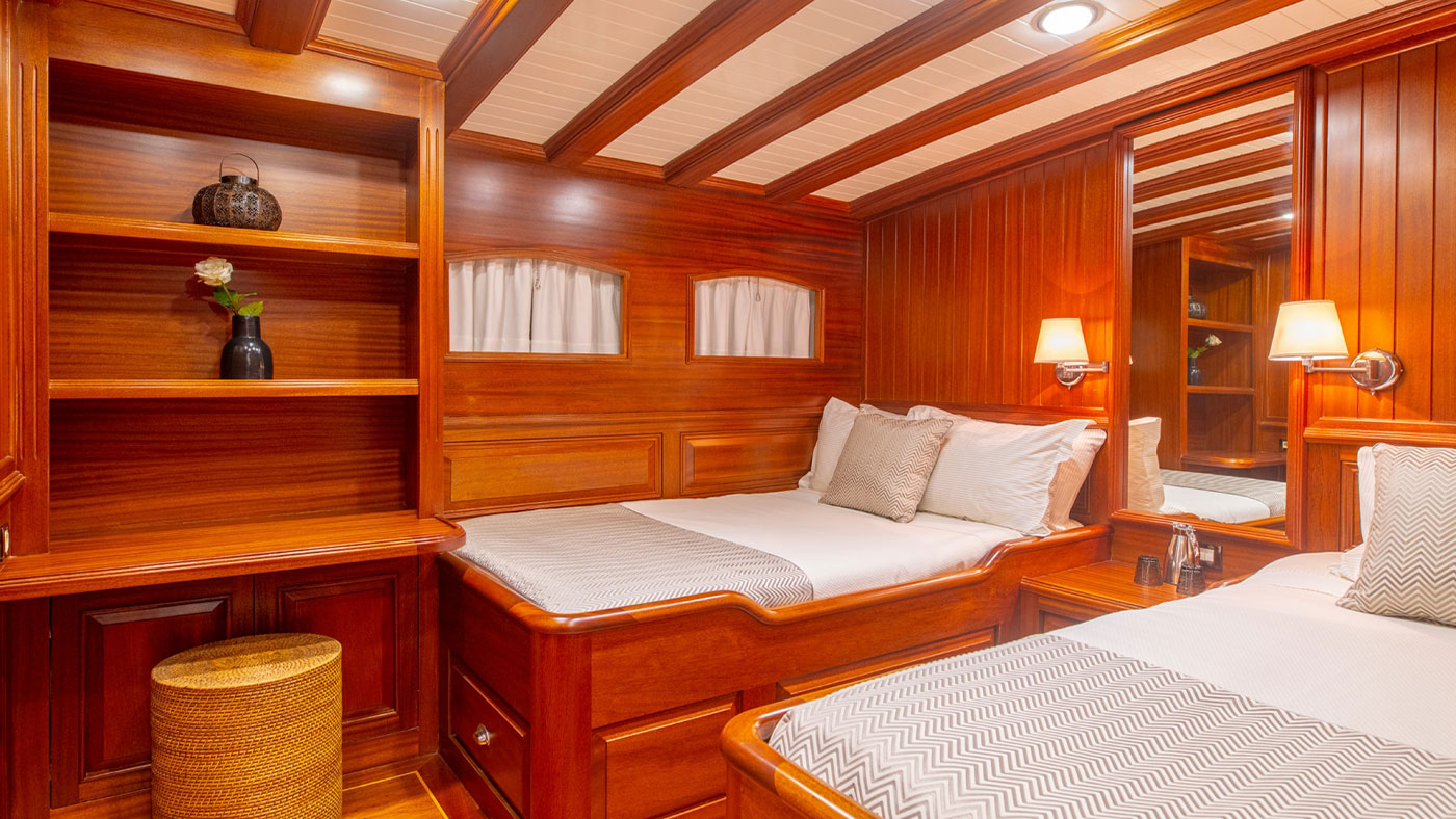 2006 Valena Yachting Hic Salta zu chartern (photo 11)