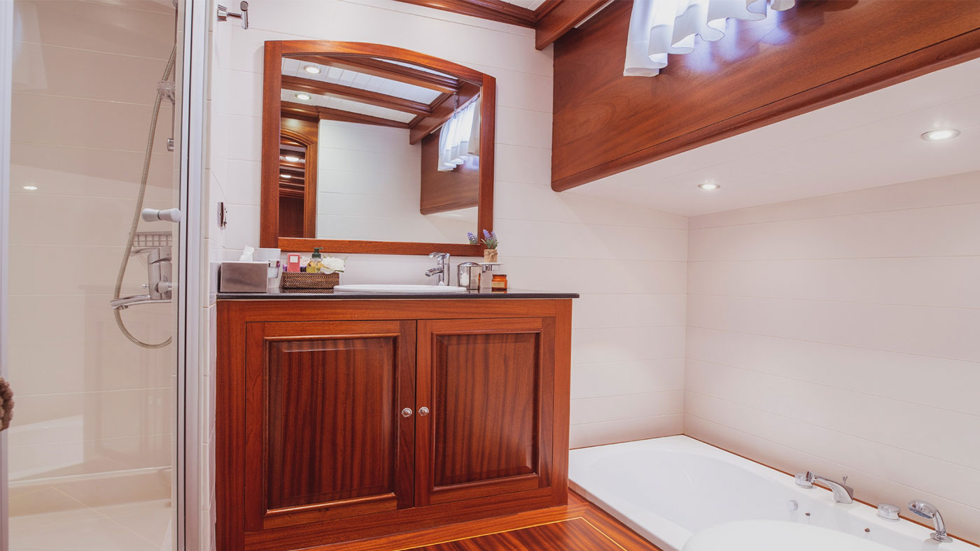 2006 Valena Yachting Hic Salta zu chartern (photo 15)