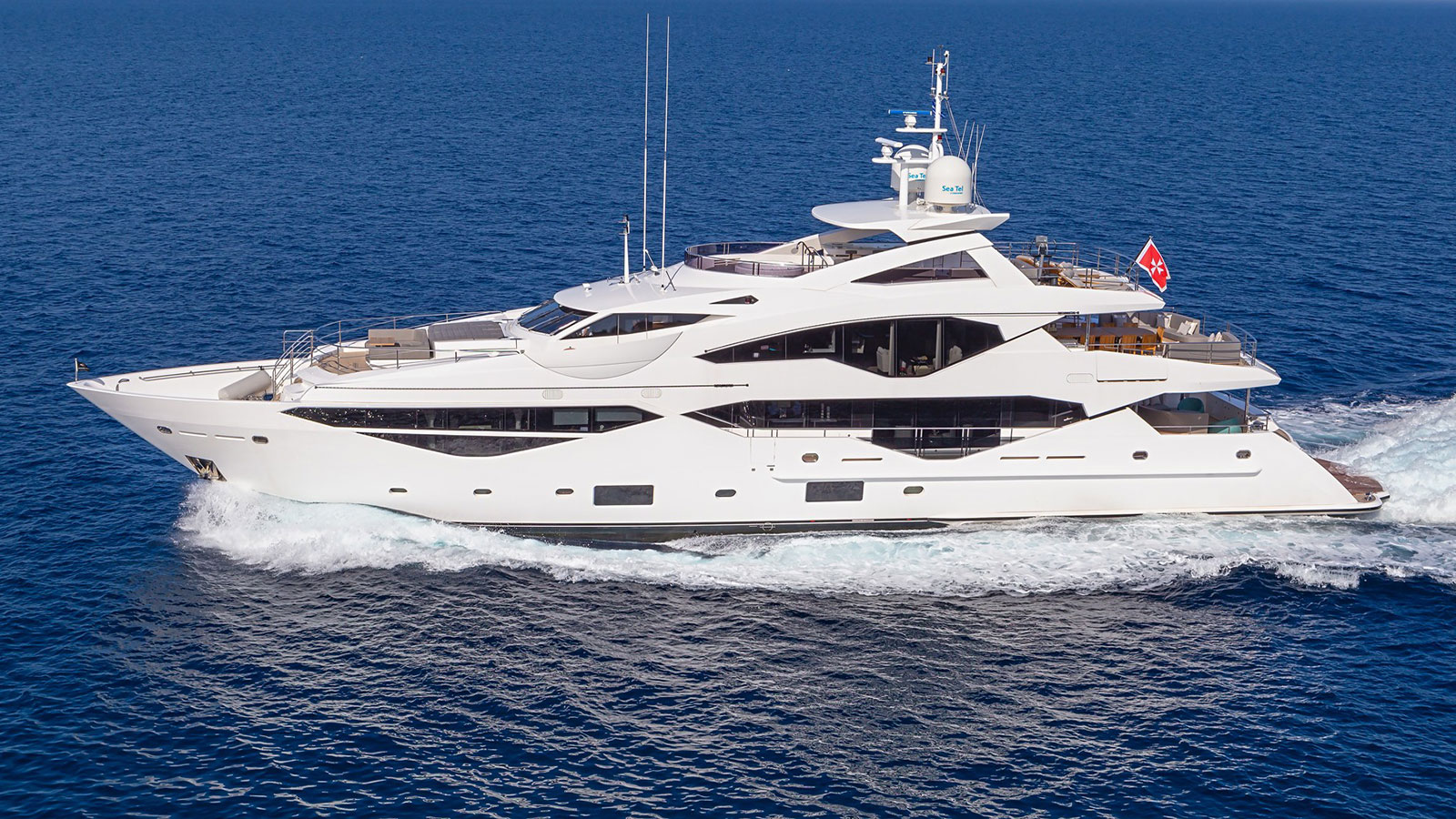 2018 Sunseeker Aqua Libra zu chartern (photo 1)