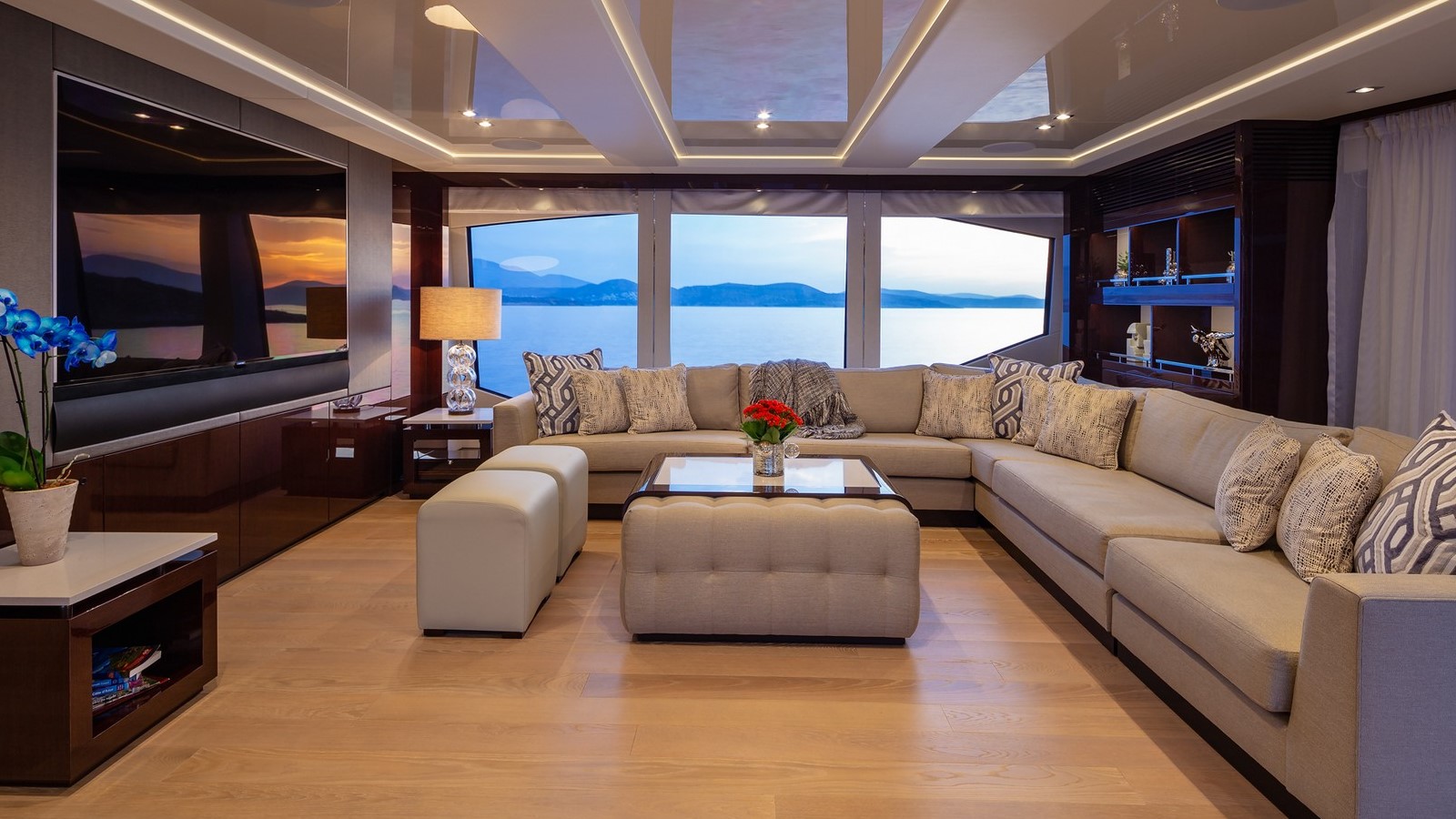 2018 Sunseeker Aqua Libra zu chartern (photo 3)