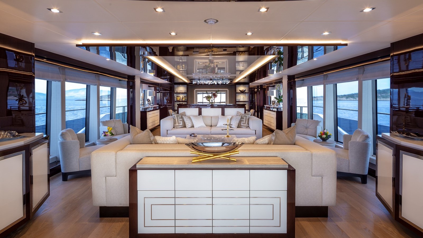 2018 Sunseeker Aqua Libra zu chartern (photo 5)