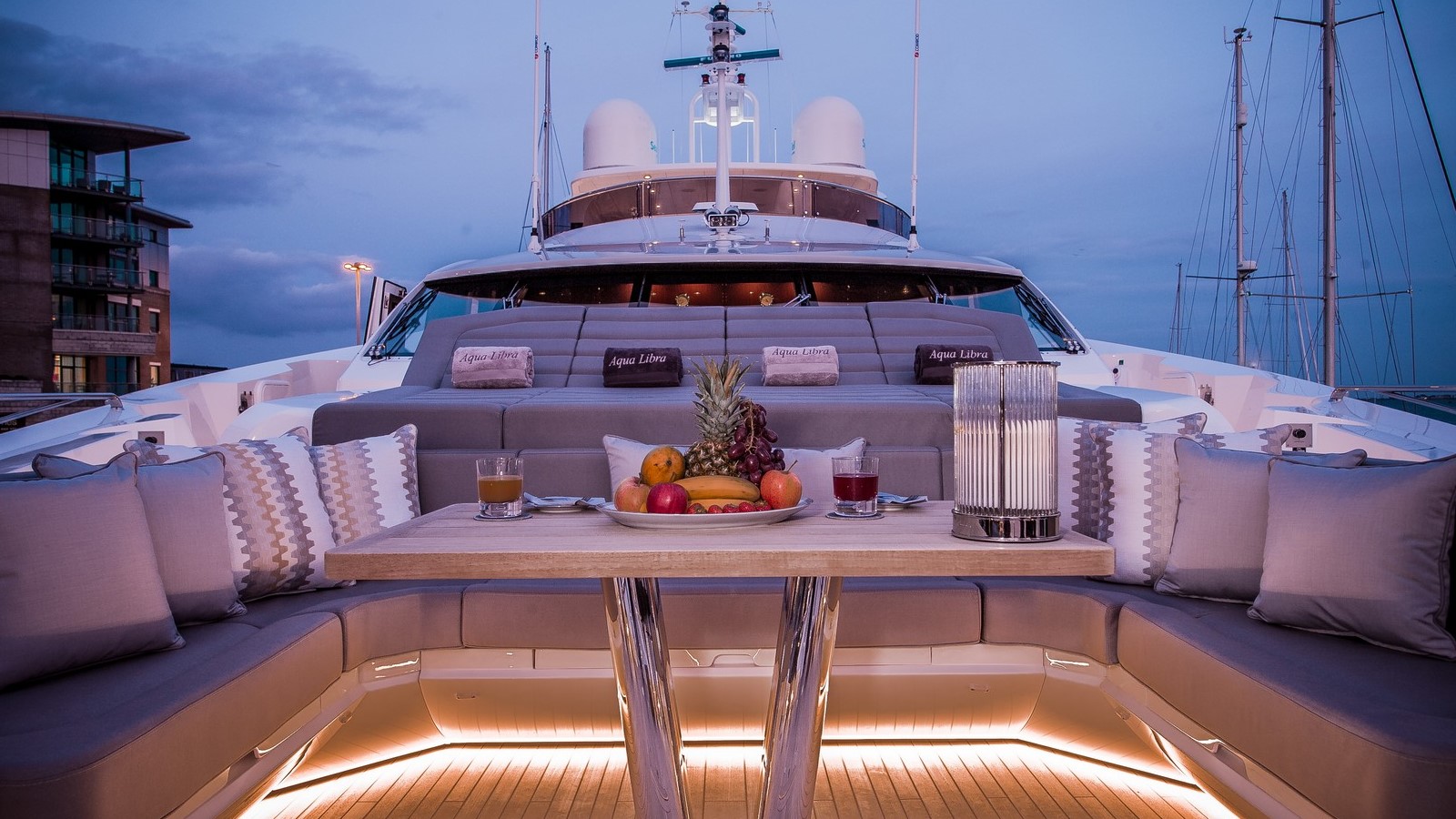 2018 Sunseeker Aqua Libra zu chartern (photo 16)