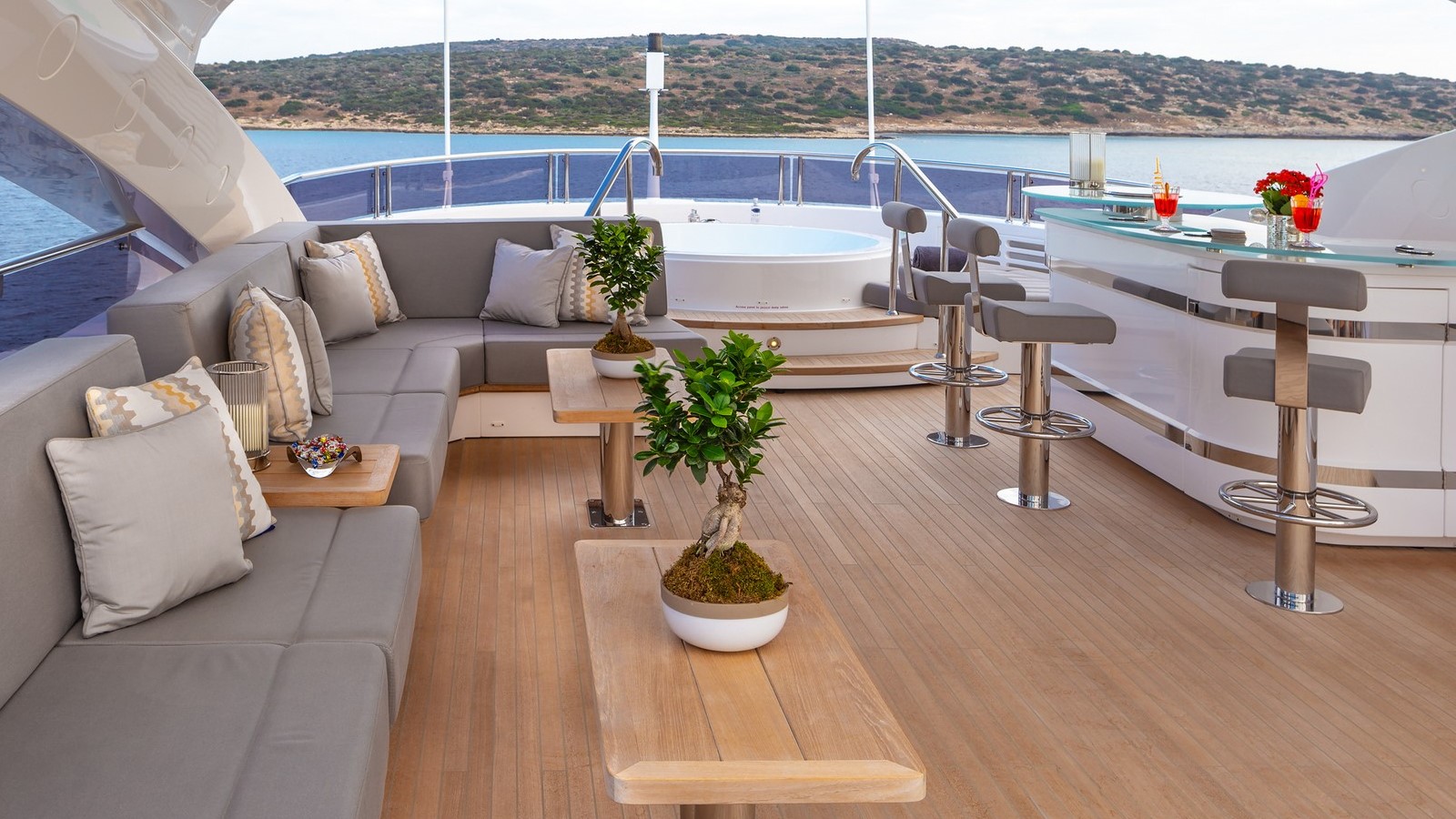 2018 Sunseeker Aqua Libra zu chartern (photo 17)