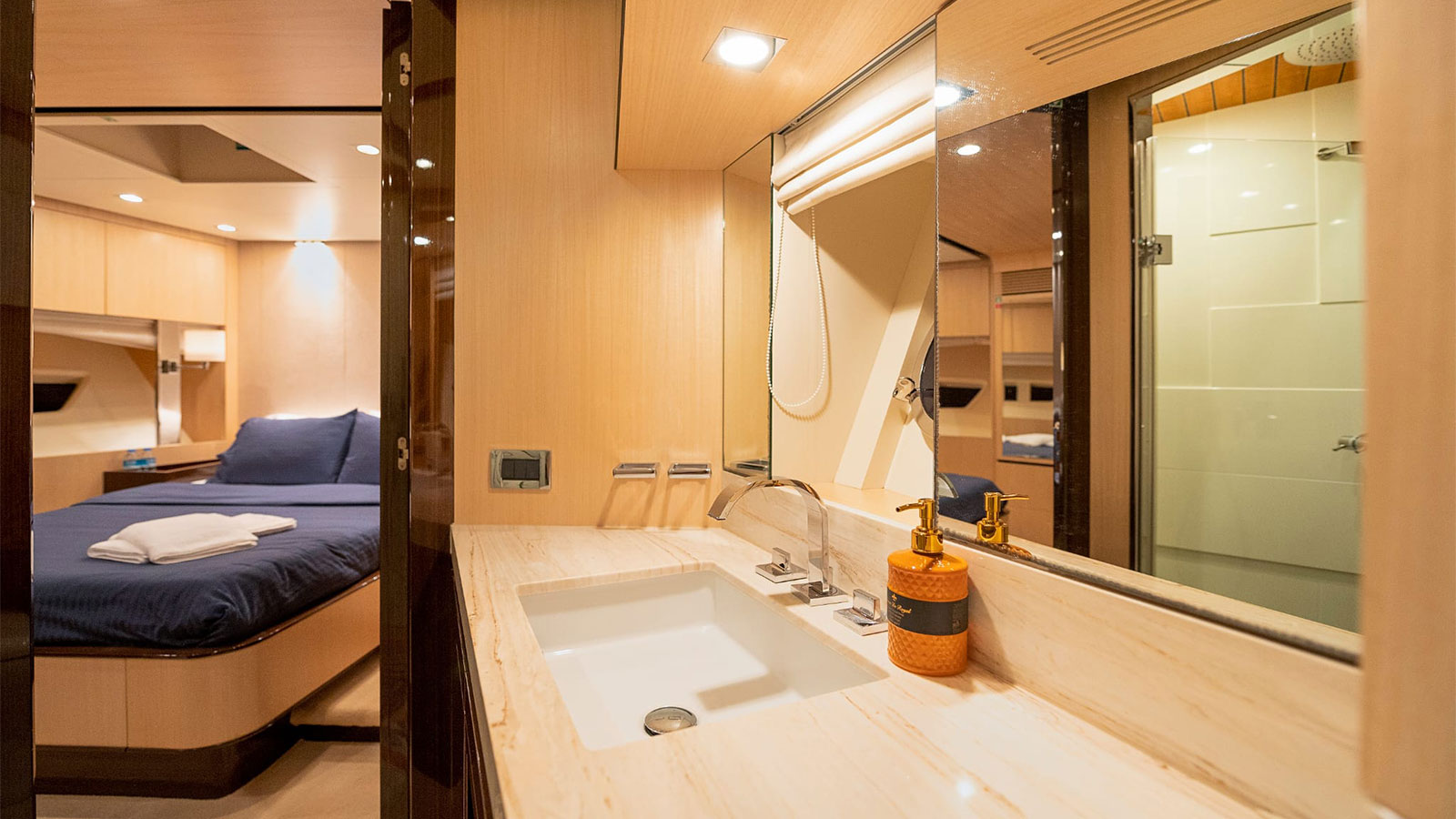 2015 Azimut Hubo à louer (photo 13)