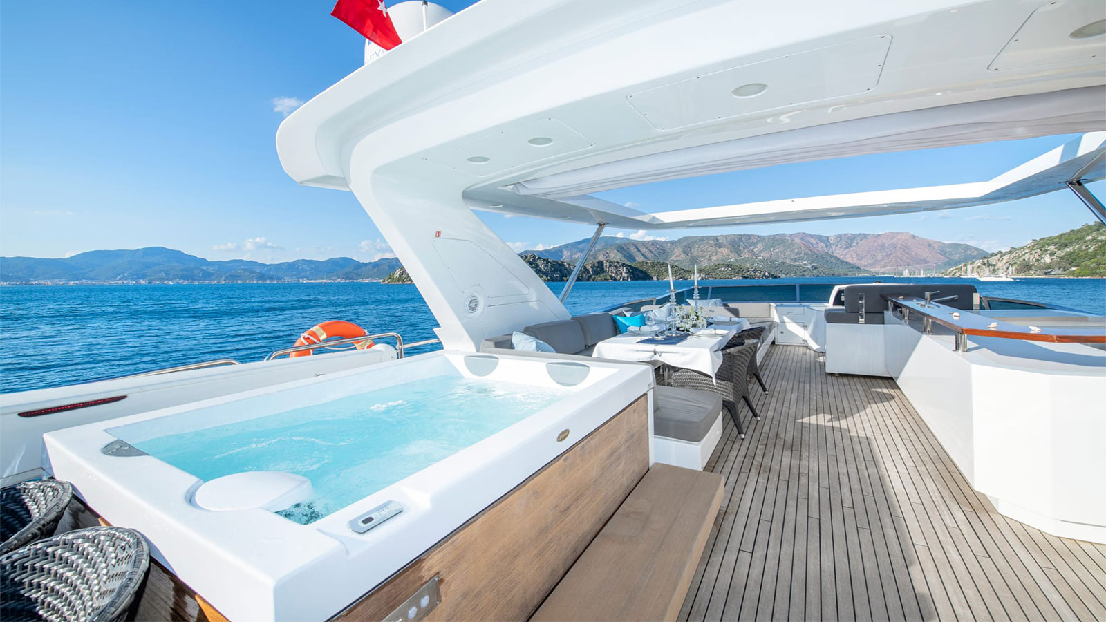 2015 Azimut Hubo à louer (photo 21)