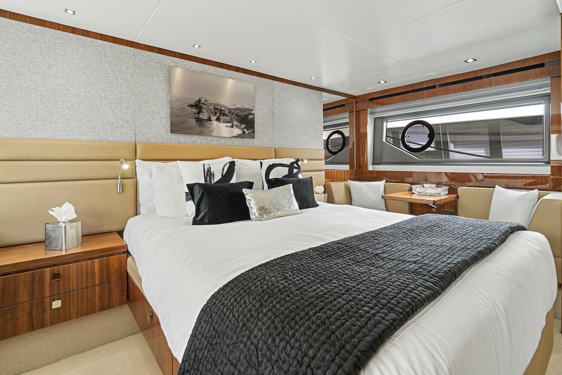 2019 Sunseeker 66 te koop (photo 11)