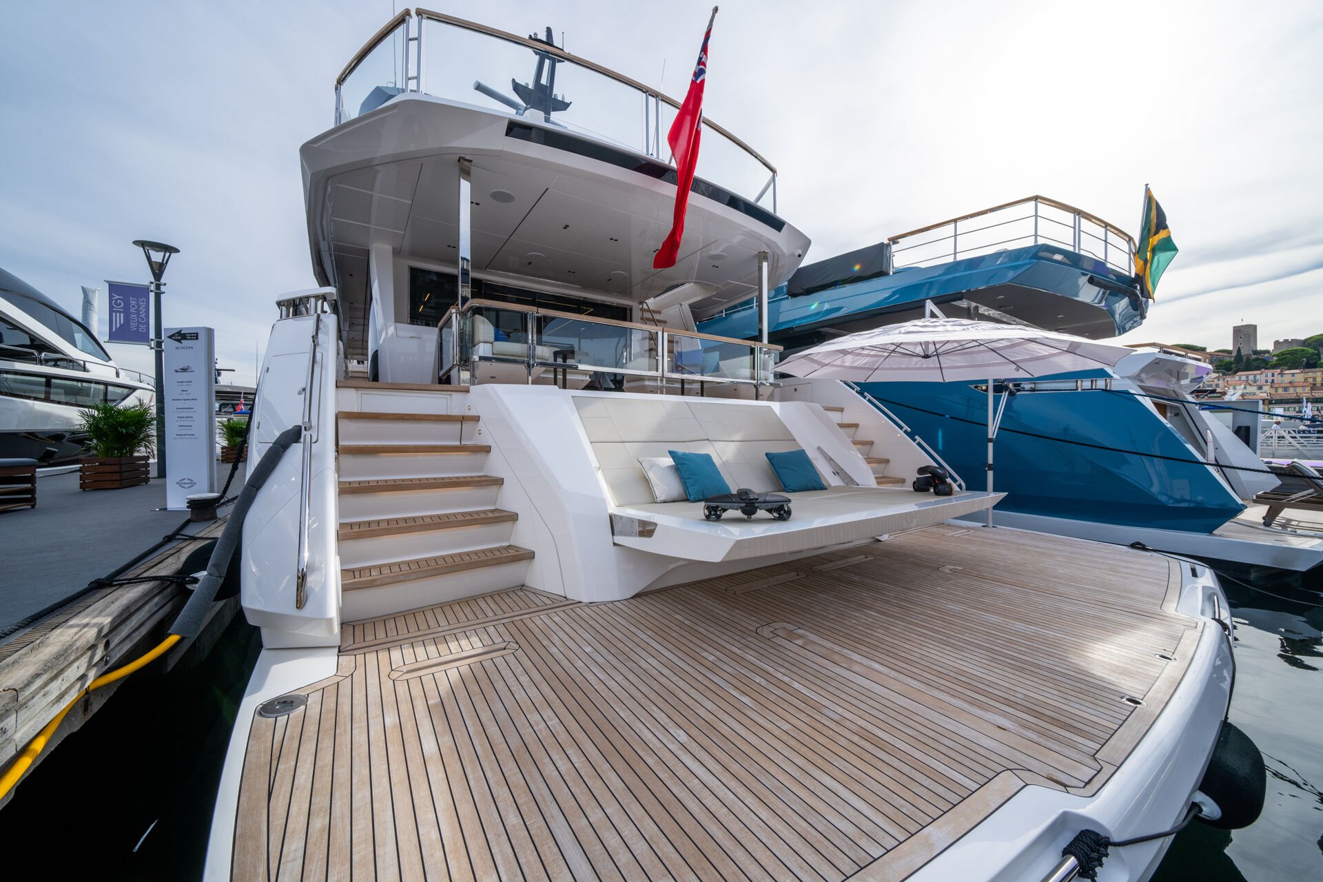 2024 Sunseeker 100 Yacht na sprzedaż (photo 2)