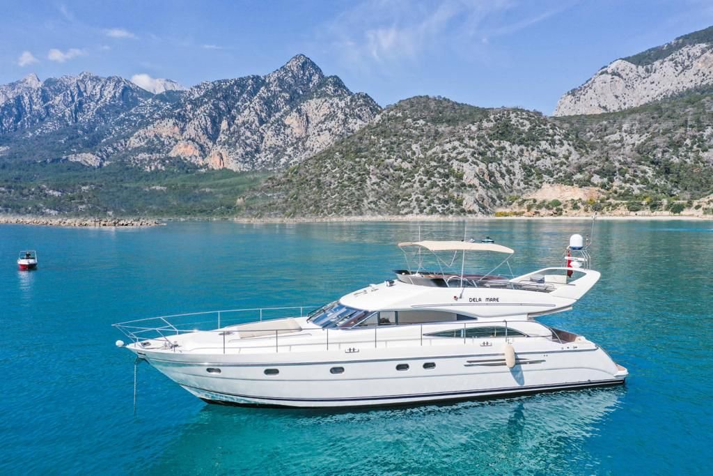 2025 Princess 61 à louer (photo 1)