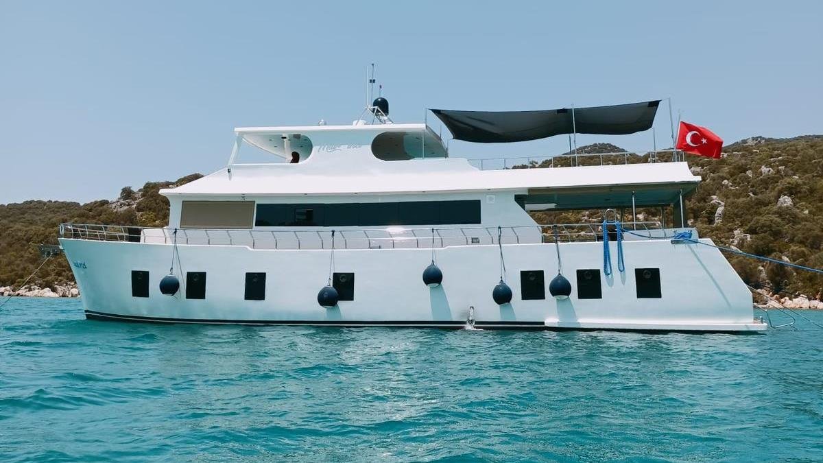 2025 Trawler 25 Metre a noleggio (photo 3)