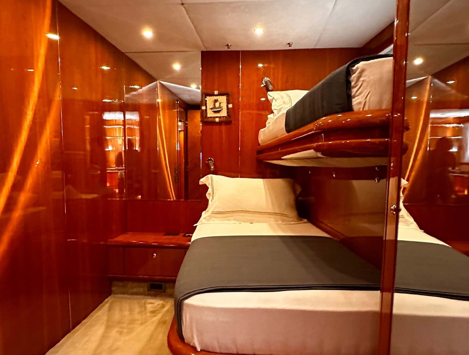 2025 Sunseeker 92 na czarter (photo 5)