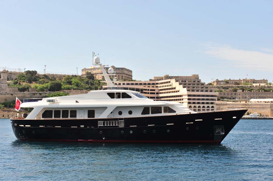 2006 Benetti SD 95’ for sale (photo 1)