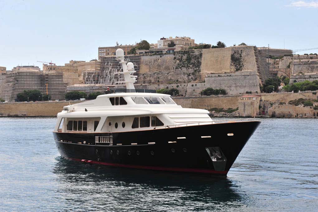 2006 Benetti SD 95’ for sale (photo 2)