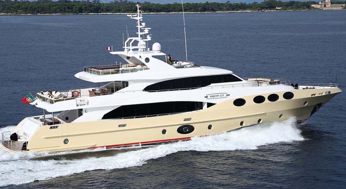 2010 Gulf craft Yacht 125’ en venta (photo 2)