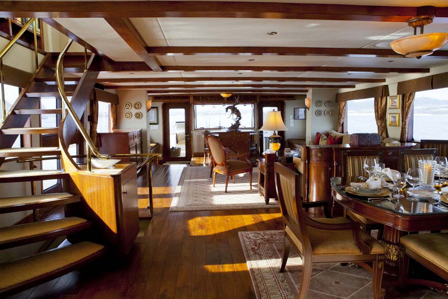 2007 Crystal Super Yachts 117’ te koop (photo 6)