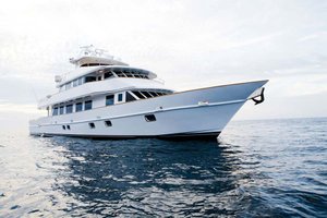 Crystal Super Yachts 117’