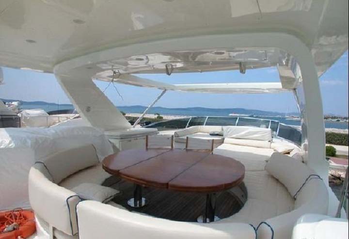 2005 Azimut 75’ for sale (photo 4)