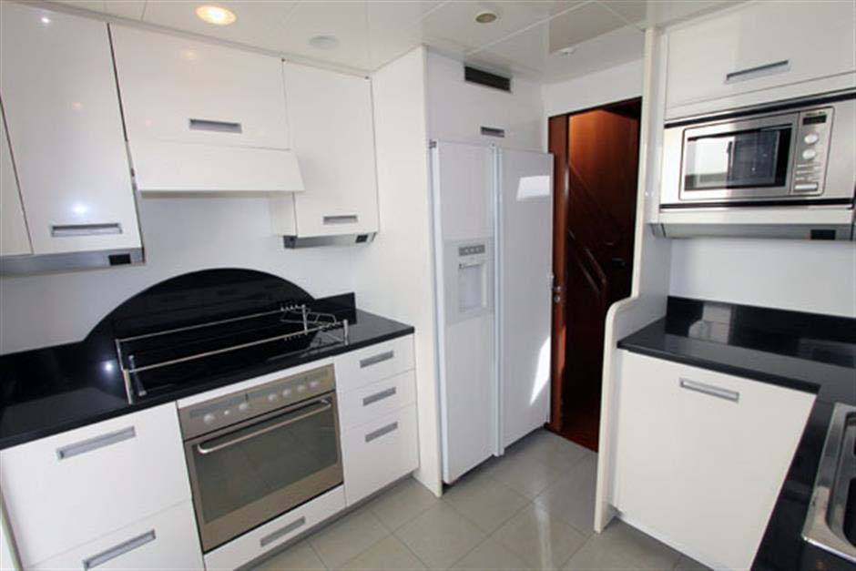 2003 San Lorenzo 82’ à vendre (photo 5)
