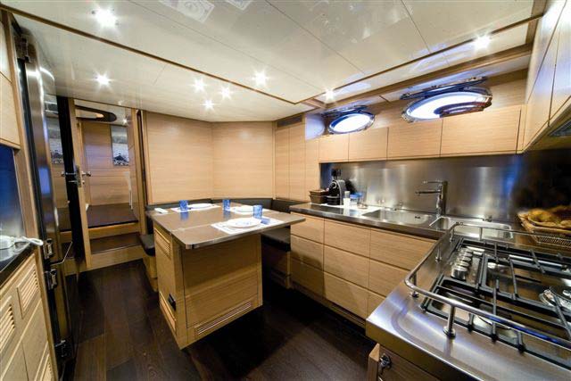 2008 Cerri Cantieri Navali 86 in vendita (photo 6)