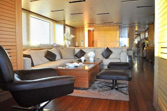 2010 San Lorenzo 104' en venta (photo 4)