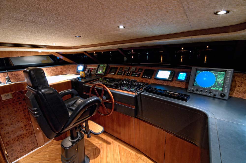 2000 Cantieri Di Pisa Akhir 110 te koop (photo 8)