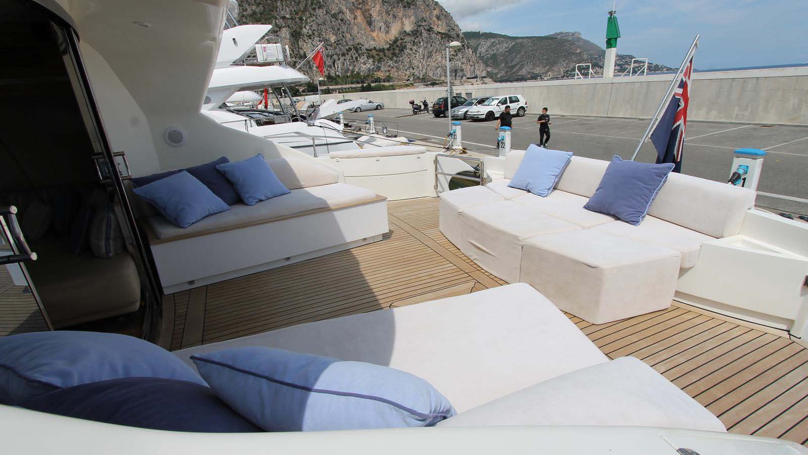 2005 Italcraft Maxi Drago 95' te koop (photo 13)